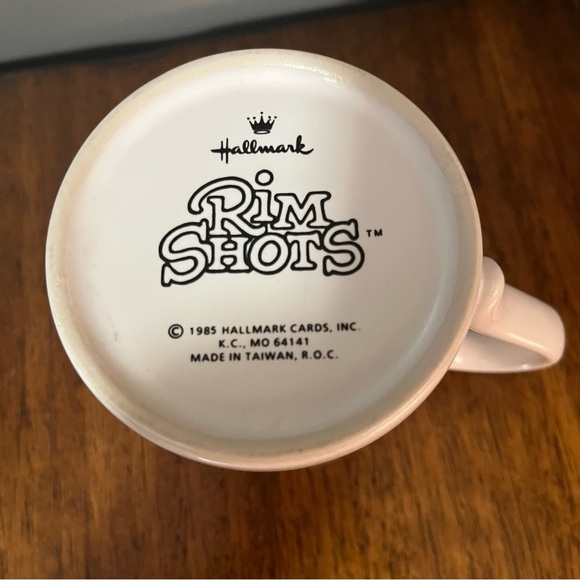Hallmark 'Rim Shots' mug.
Vintage mug - Picture 8 of 10